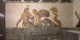 Alessandra Minicozzi, mosaico: Sauna in Spagna